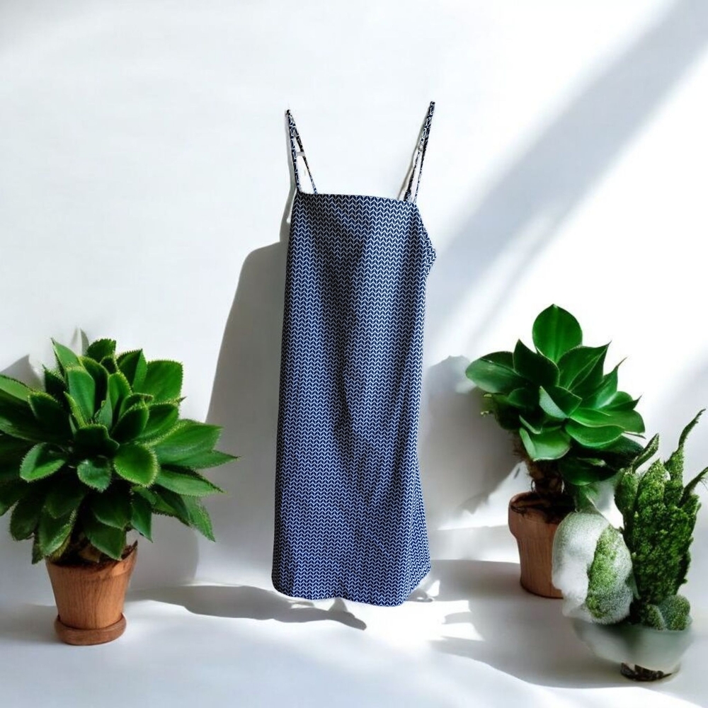 Lulu's Navy and White Geometric Dress